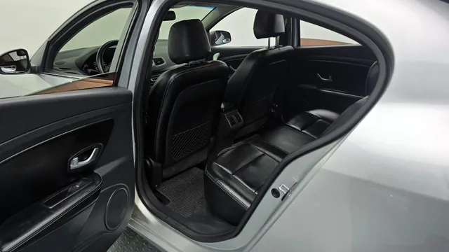 Renault SM3