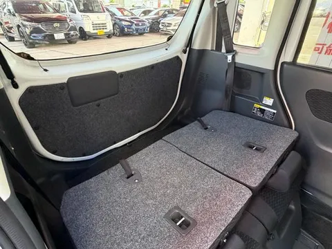 Suzuki Spacia Custom