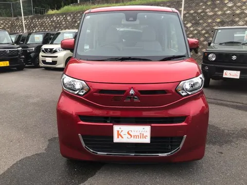 Mitsubishi eK Space