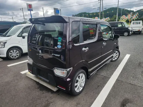 Suzuki Wagon R Stingray