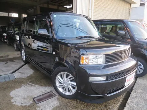 Toyota bB