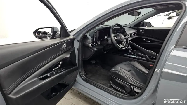 Hyundai Elantra (Avante)