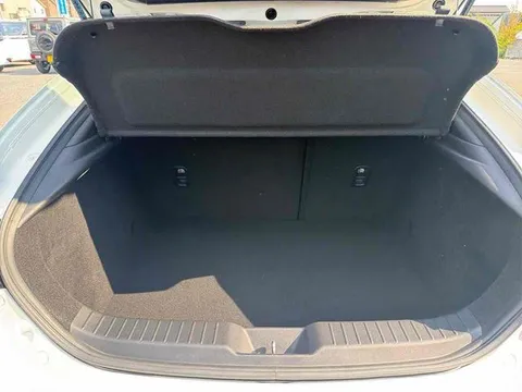 Mazda MAZDA3 Fastback