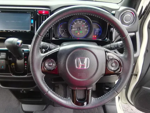 Honda N-WGN Custom