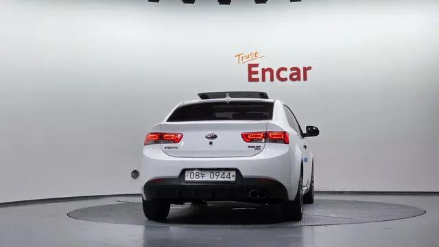 Kia Cerato (Forte)