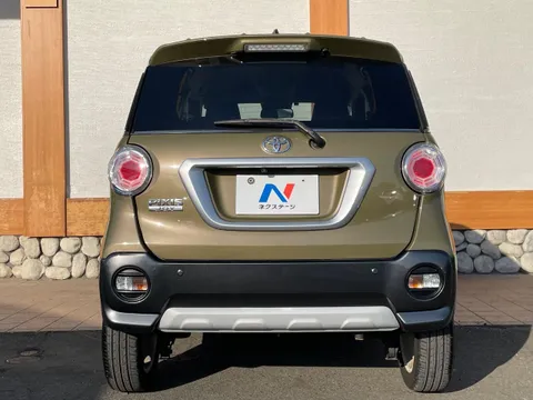 Toyota Pixis Joy