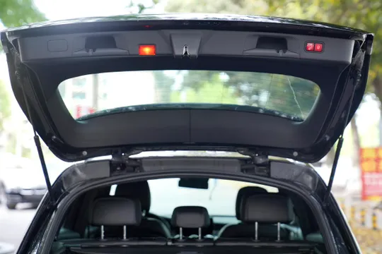 Mercedes-Benz Mercedes-Benz GLC