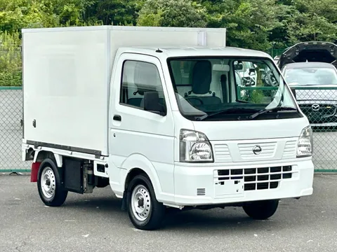 Nissan Clipper Truck