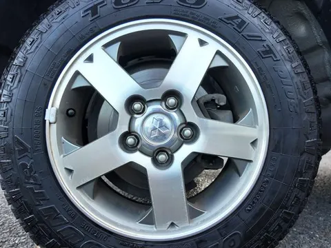 Mitsubishi Pajero Mini