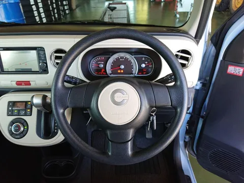 Daihatsu Mira Cocoa