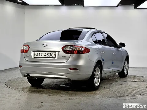 Renault SM3