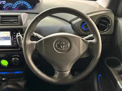 Toyota bB