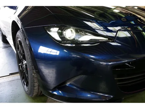 Mazda MX-5 (Roadster)