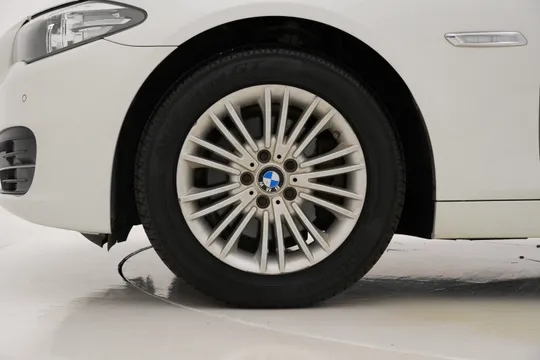 BMW BMW