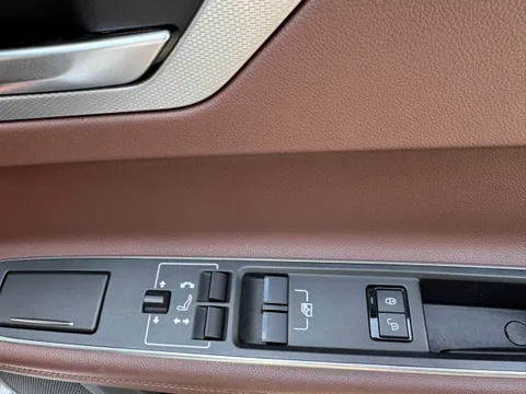Jaguar XFL