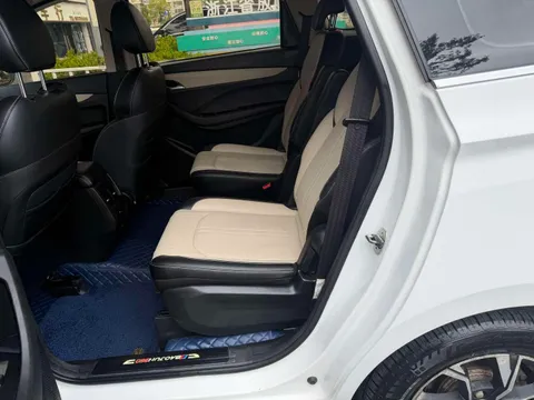 Baojun 360