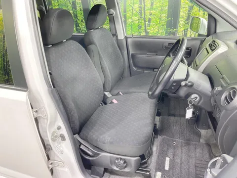 Nissan Otti