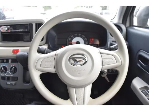 Daihatsu Mira Tocot