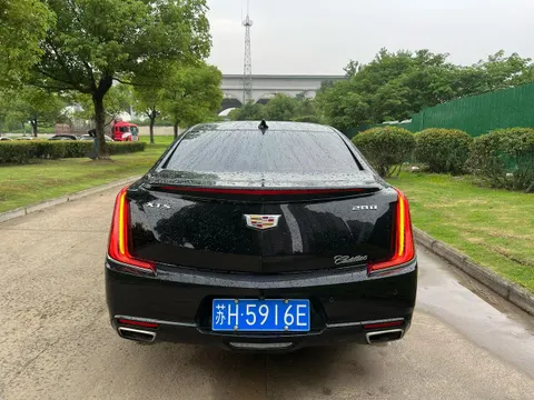 Cadillac XTS