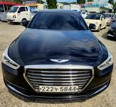 Genesis G90 (EQ900)