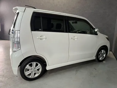 Suzuki Wagon R Stingray