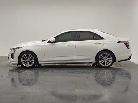 Cadillac CT4