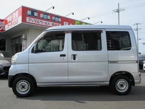 Toyota Pixis Van