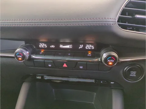 Mazda MAZDA3 Fastback