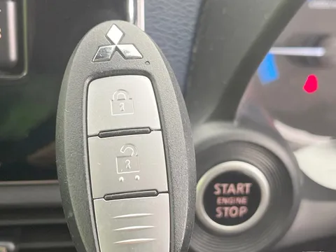 Mitsubishi eK X