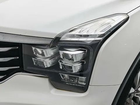 Gac GS8