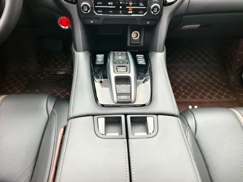 Honda UR-V