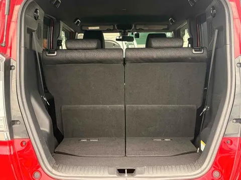 Honda N-BOX Slash