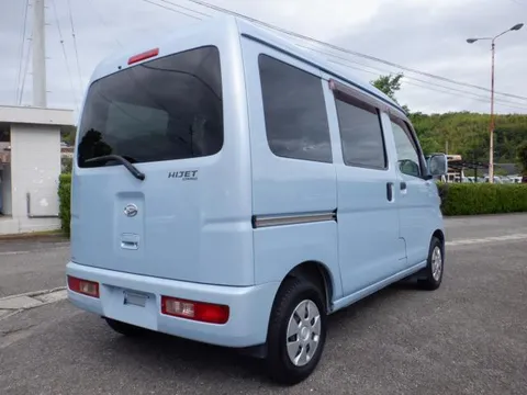 Daihatsu Hijet Cargo