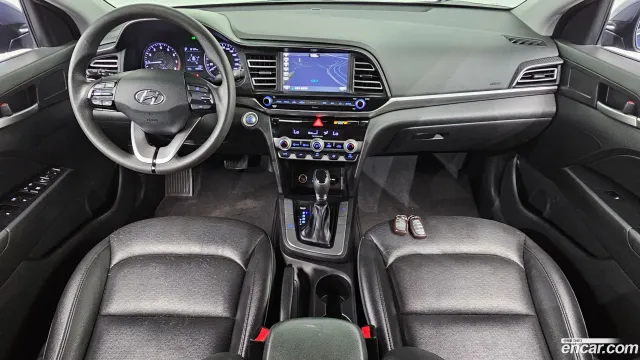 Hyundai Elantra (Avante)