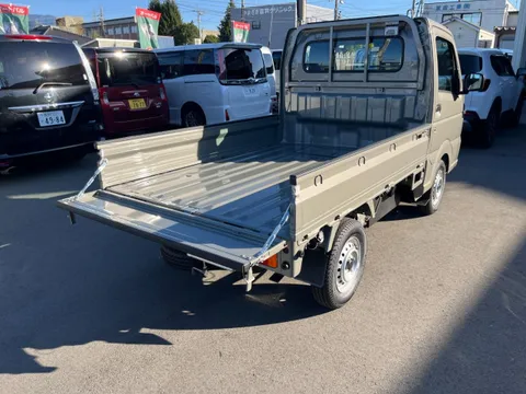 Nissan Clipper Truck