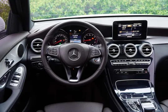 Mercedes-Benz Mercedes-Benz GLC