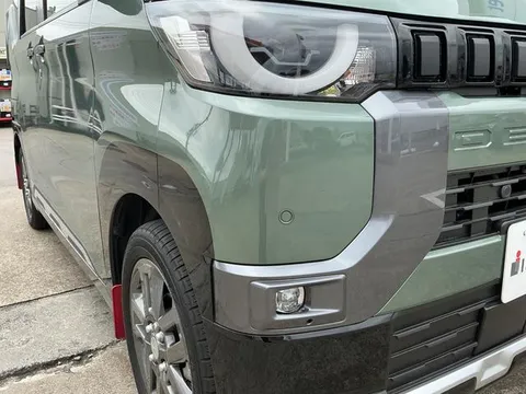 Mitsubishi Delica Mini