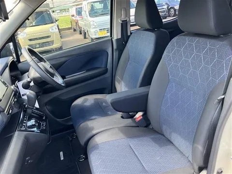 Mitsubishi eK X