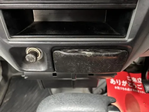 Mitsubishi Minicab Van