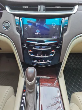 Cadillac XTS