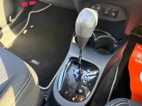 Toyota Yaris (Vitz)