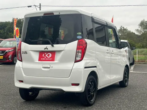 Mitsubishi eK Space