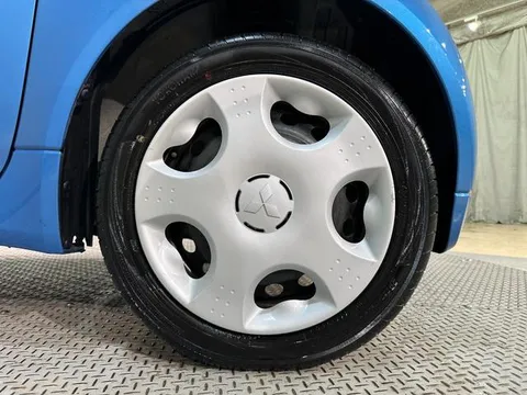 Mitsubishi I