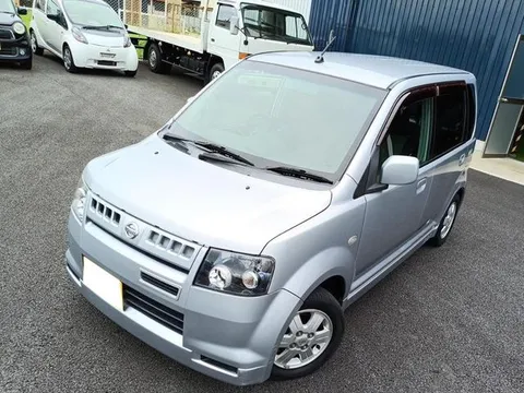 Nissan Otti