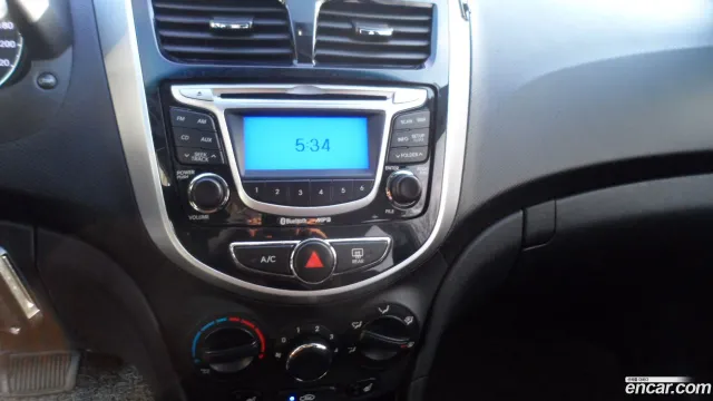 Hyundai Accent