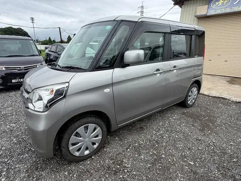 Suzuki Spacia