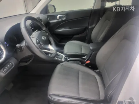 Hyundai Venue