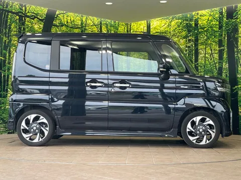 Suzuki Spacia Custom