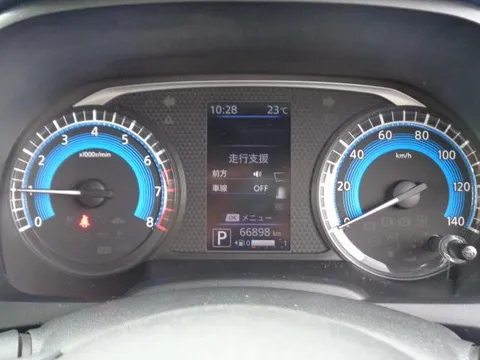 Mitsubishi eK X