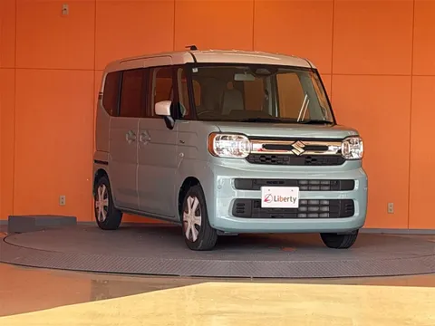 Suzuki Spacia